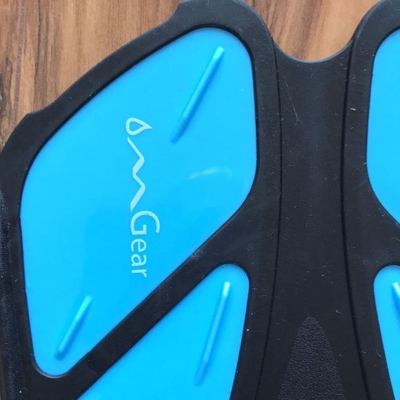 NEW Omgear Mens Flippers - Picture 2 of 5